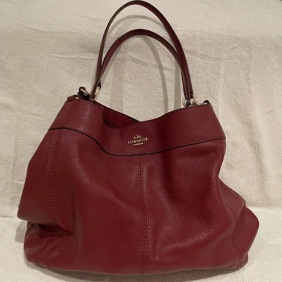 Coach Handbags - Coach purse